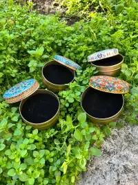 7x3 Metal Karışık Süngerli Takı Kutusu [10 Adet] - Görsel 2
