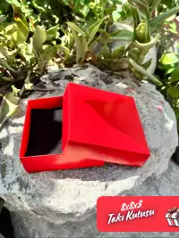 8x8x3 Kırmızı Süngerli Takı Kutusu [Demonte] - Görsel 1