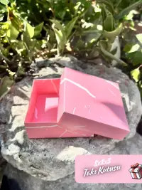 8x8x3 Pembe Mermer Desenli Süngerli Takı Kutusu [Demonte] - Görsel 3