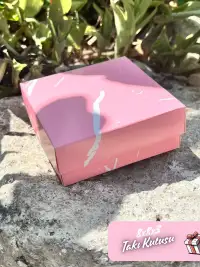 8x8x3 Pembe Mermer Desenli Süngerli Takı Kutusu [Demonte] - Görsel 5